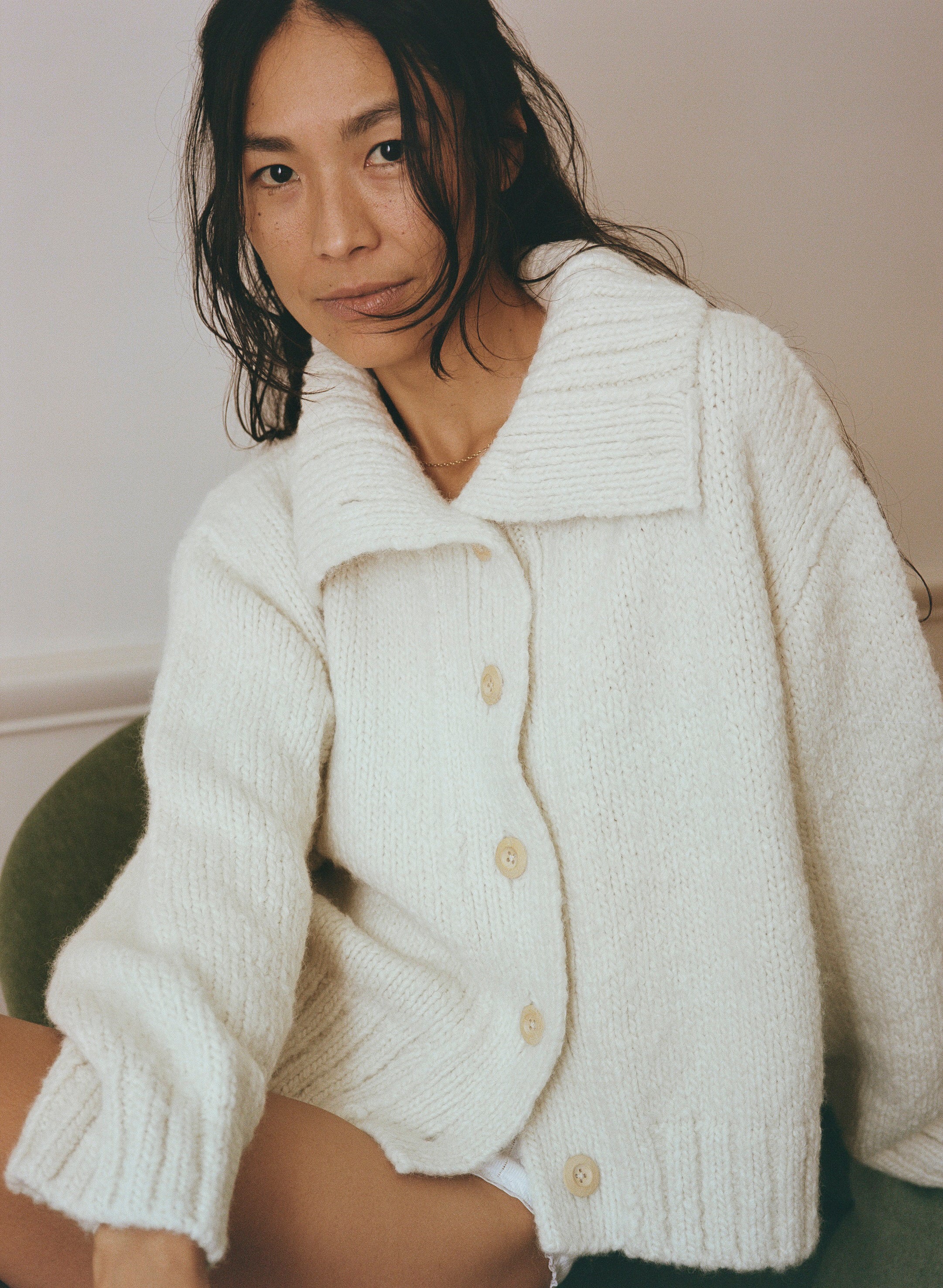 Cabin Cardi, Huacaya Alpaca, Natural - Image 3