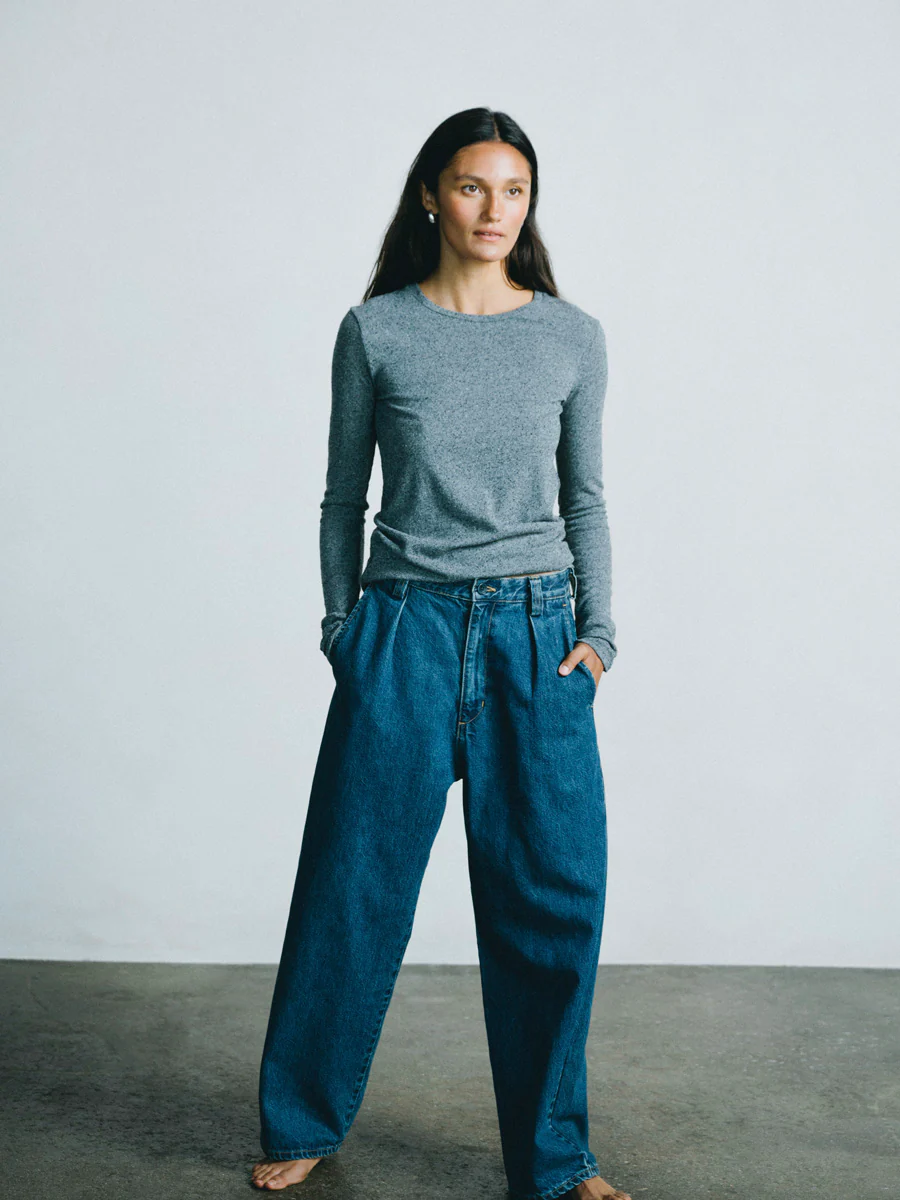 Classic Long Sleeve, Regen Silk Noil Jersey, Charcoal Heather - Image 3