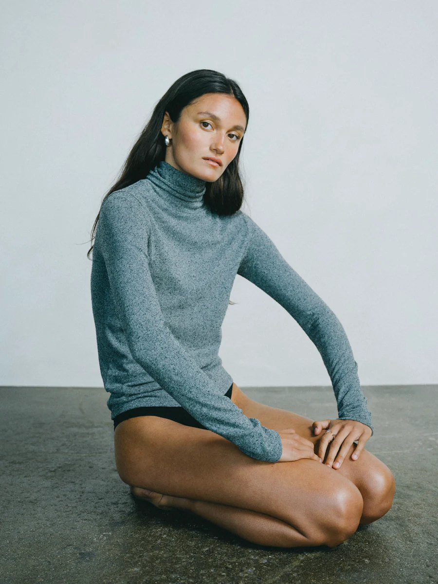 Marianne Turtleneck, Regen Silk Noil Jersey, Charcoal Heather - Image 5